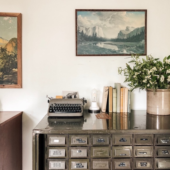 Welcome to Chelsea Mohrman Interiors - Picture 7 of 8